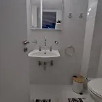 The Loft Project Center F * איגיו