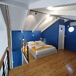 The Loft Project Center F איגיו