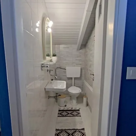 The Loft Project Center F Apartment